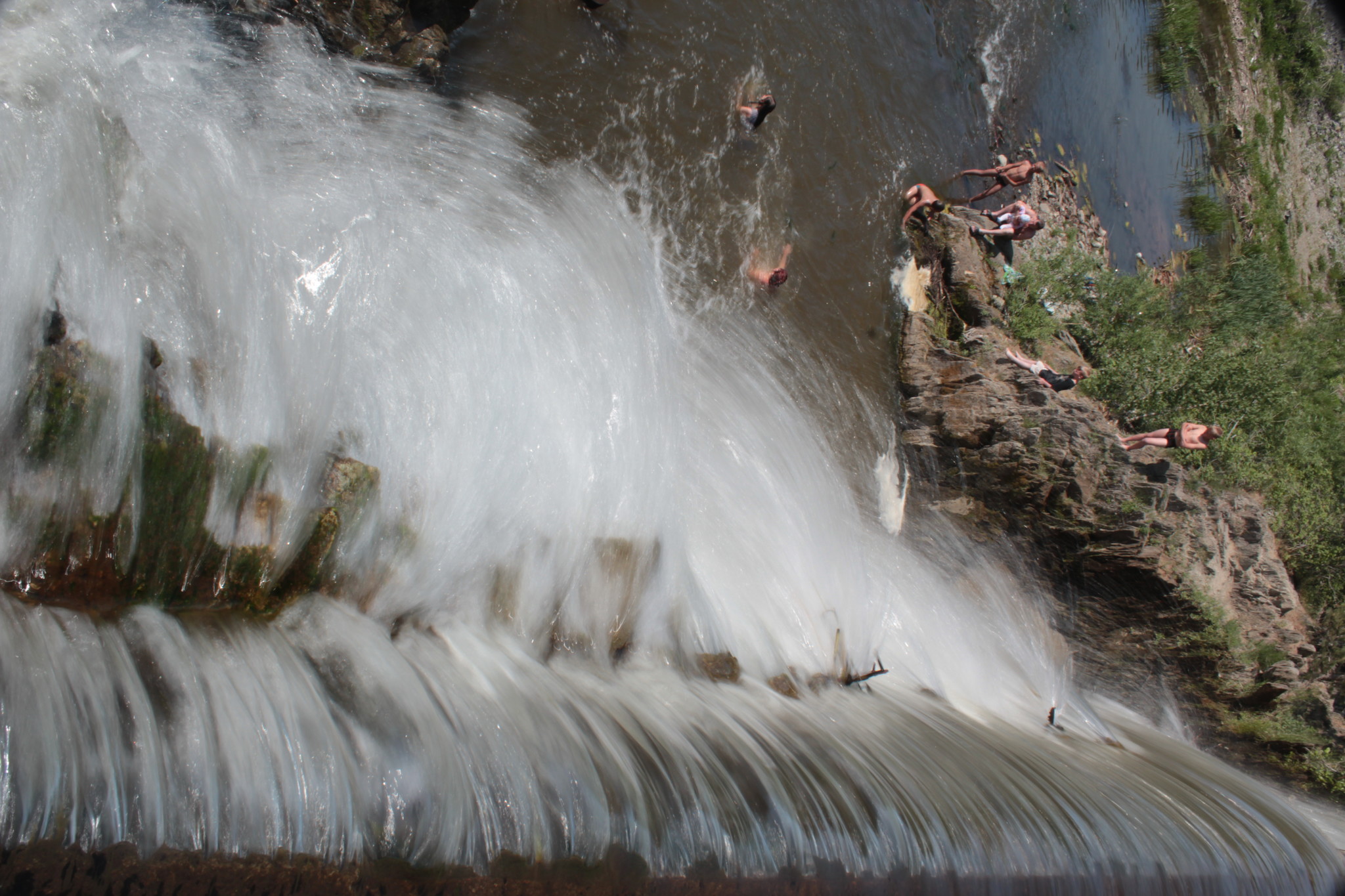 Карпысакский водопад