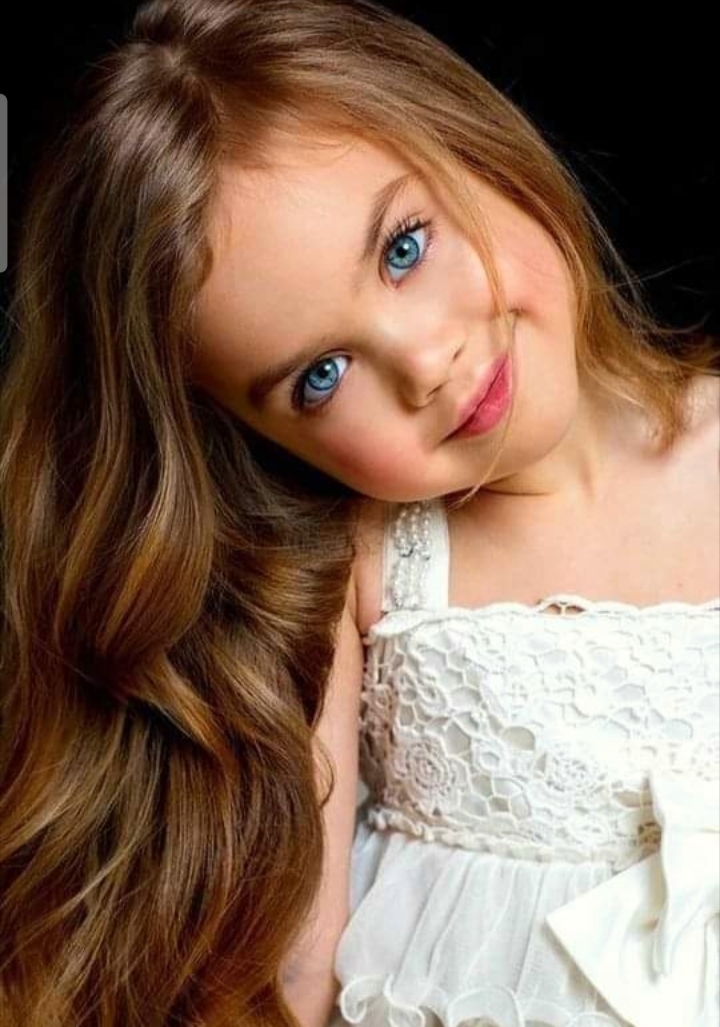 Девочка фото красивая маленькая девочка