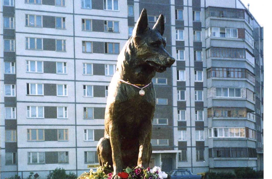 Памятник преданности тольятти фото