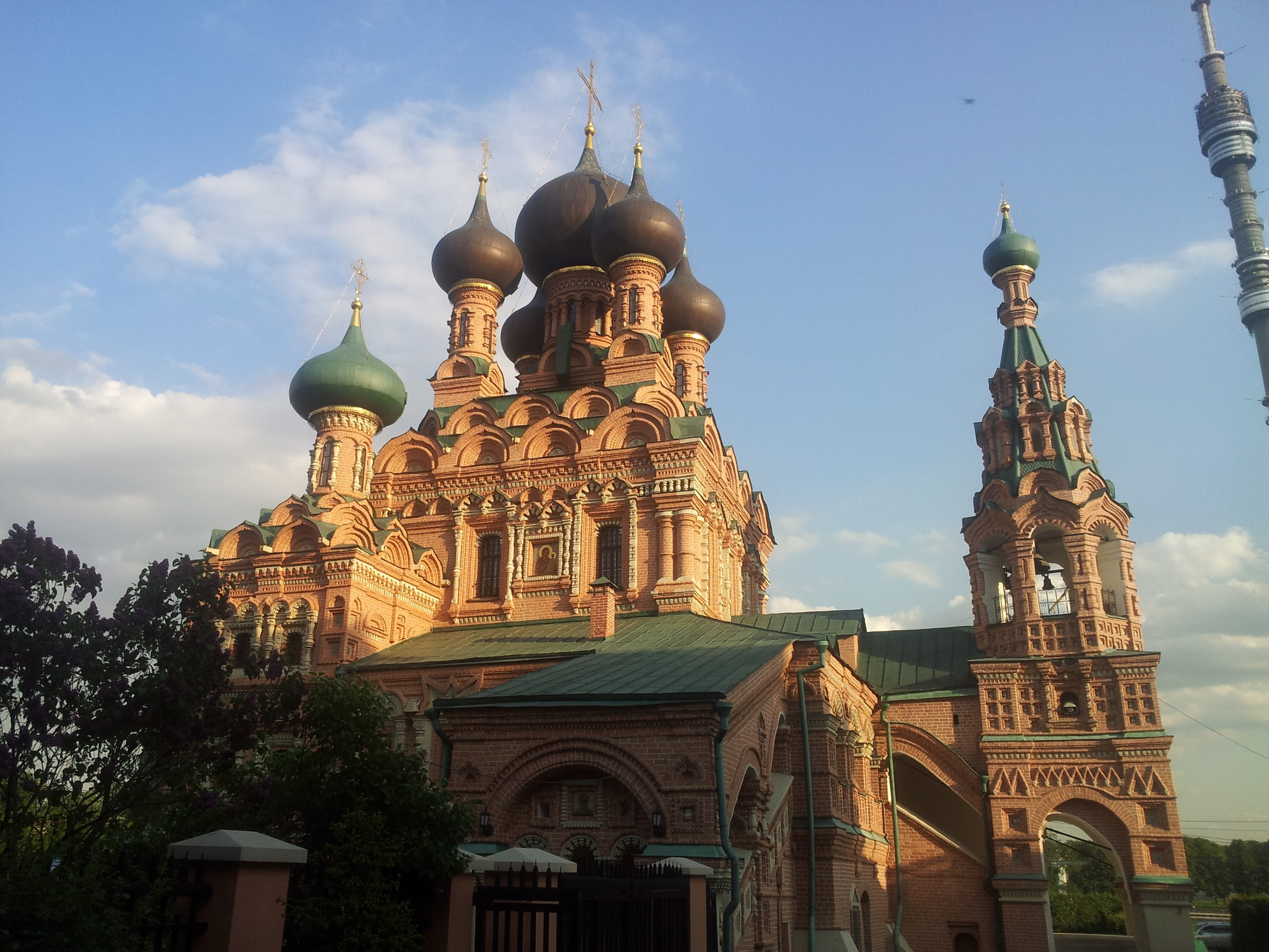 Фото храма живоначальной троицы в останкино