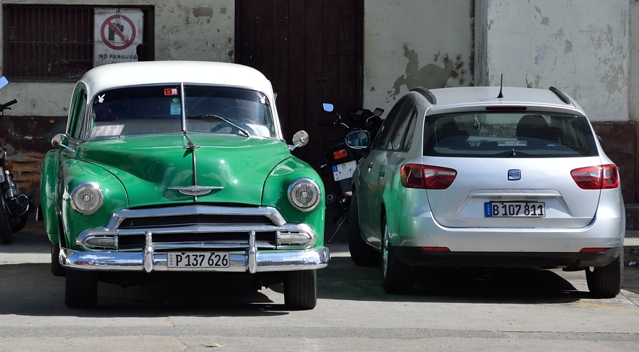 Кубинский номер. Автомобильные номера Кубы. Кубинские автономера. Куба номера машин. Кубинские номера автомобилей.